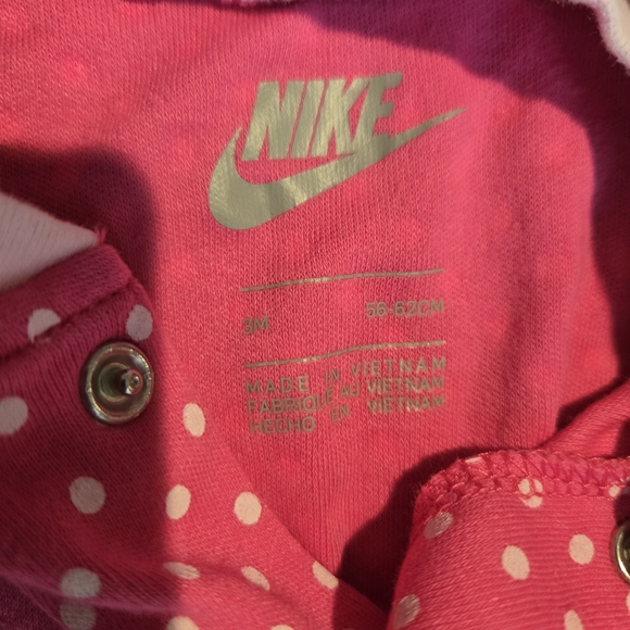 Nike Baby Pink and White Polka Dot Footie - Picture 2 of 2
